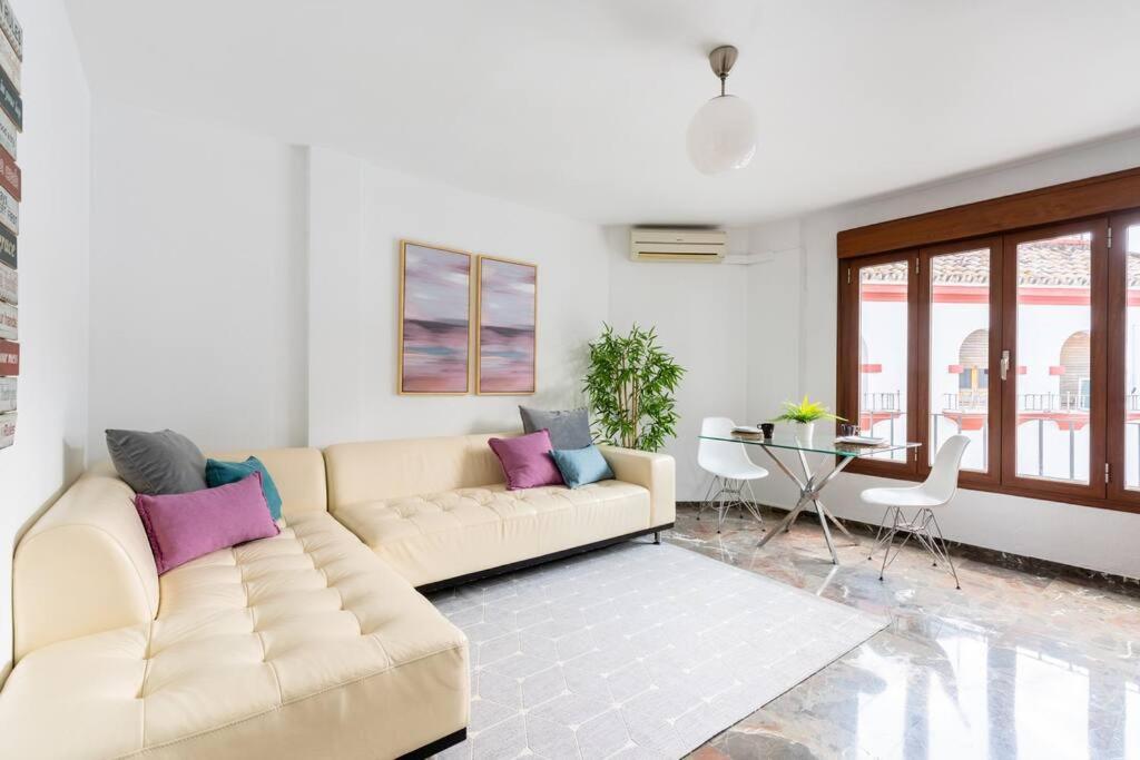 세비야 Behouse Sierpes 아파트 외부 사진